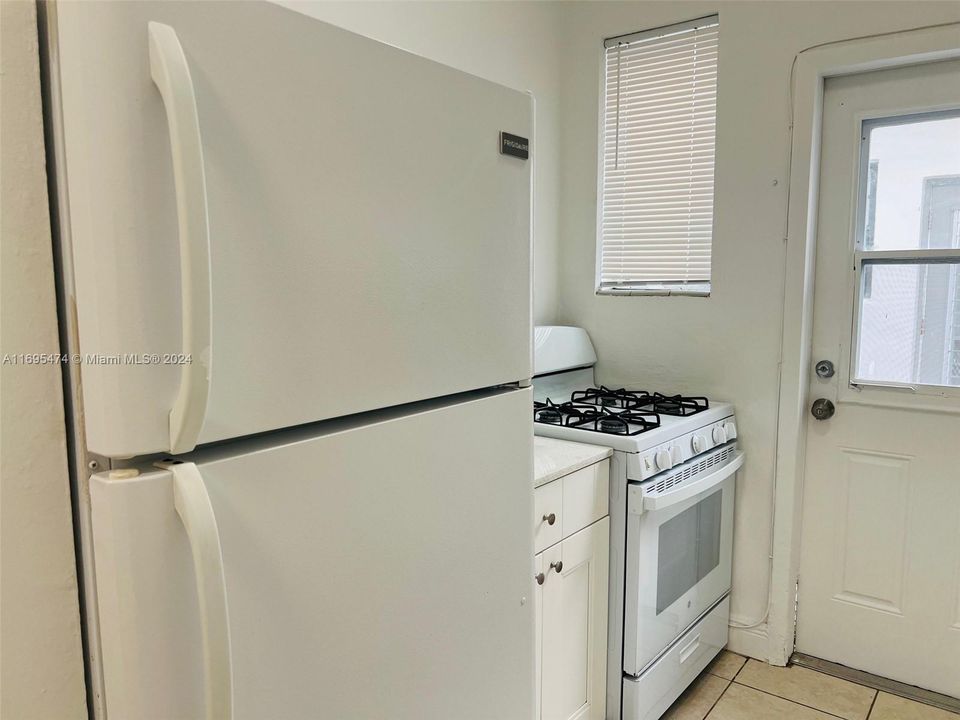 For Rent: $1,650 (1 beds, 1 baths, 0 Square Feet)