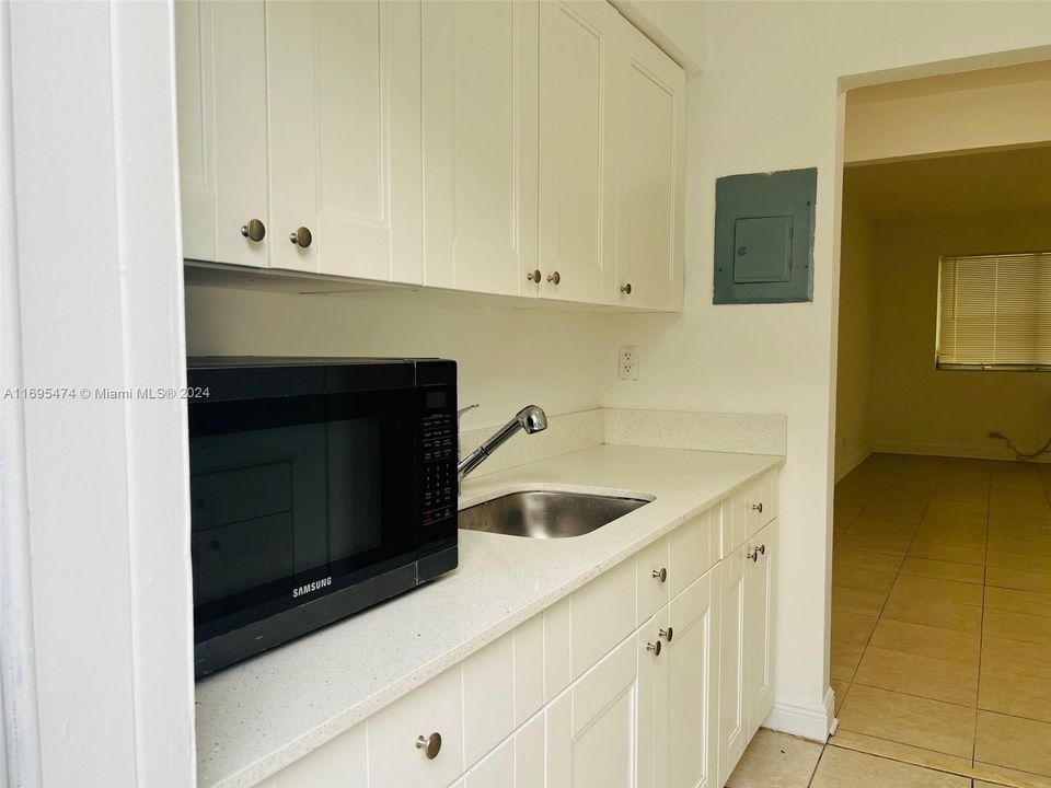 For Rent: $1,650 (1 beds, 1 baths, 0 Square Feet)