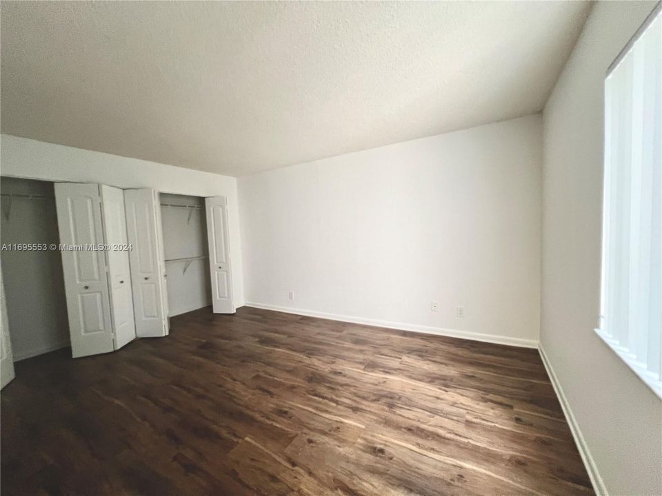 For Rent: $2,200 (2 beds, 2 baths, 1130 Square Feet)