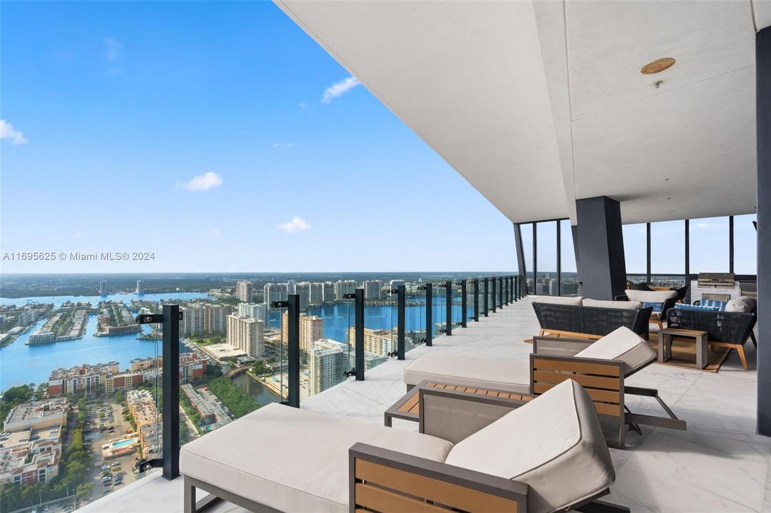 For Sale: $3,700,000 (2 beds, 2 baths, 2042 Square Feet)