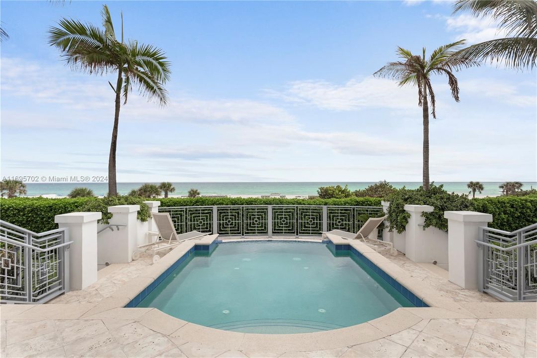 For Sale: $16,995,000 (4 beds, 6 baths, 5685 Square Feet)