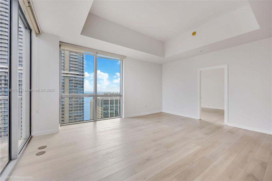 For Sale: $899,000 (2 beds, 2 baths, 1368 Square Feet)