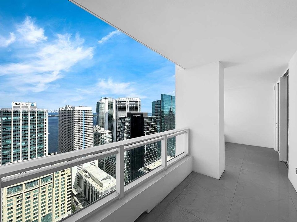 Recently Sold: $623,500 (1 beds, 1 baths, 830 Square Feet)