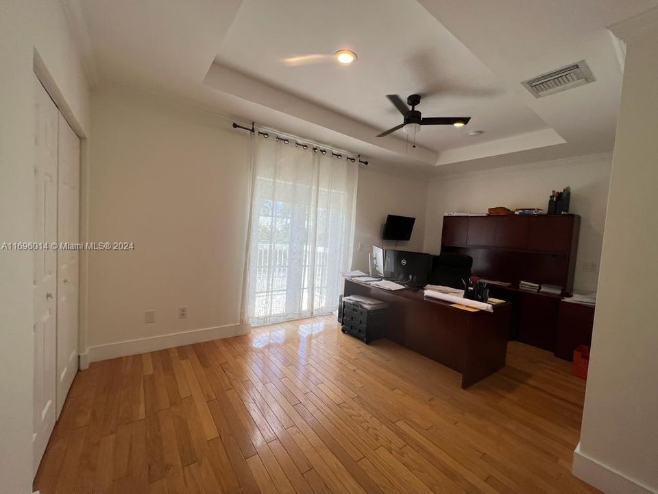 4th bedroom/office