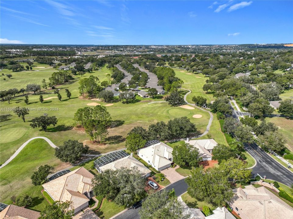 For Sale: $620,000 (4 beds, 2 baths, 2567 Square Feet)