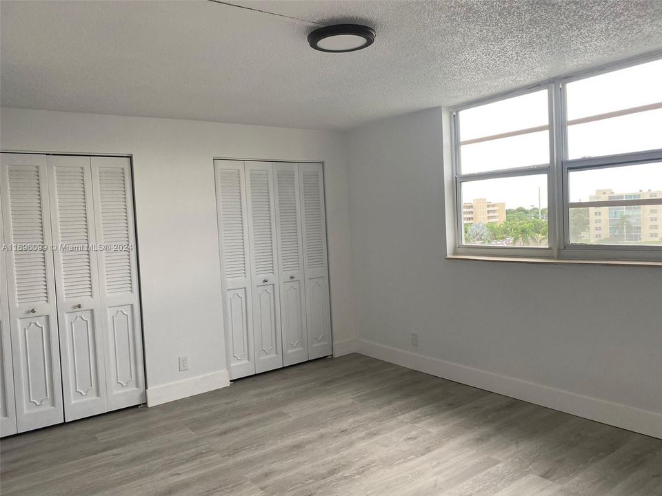 For Rent: $2,200 (2 beds, 2 baths, 1190 Square Feet)