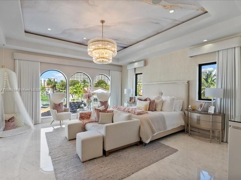 For Sale: $5,850,000 (6 beds, 6 baths, 5446 Square Feet)