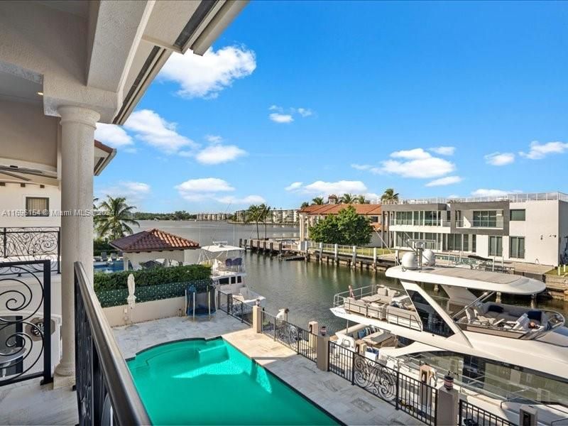 For Sale: $5,850,000 (6 beds, 6 baths, 5446 Square Feet)