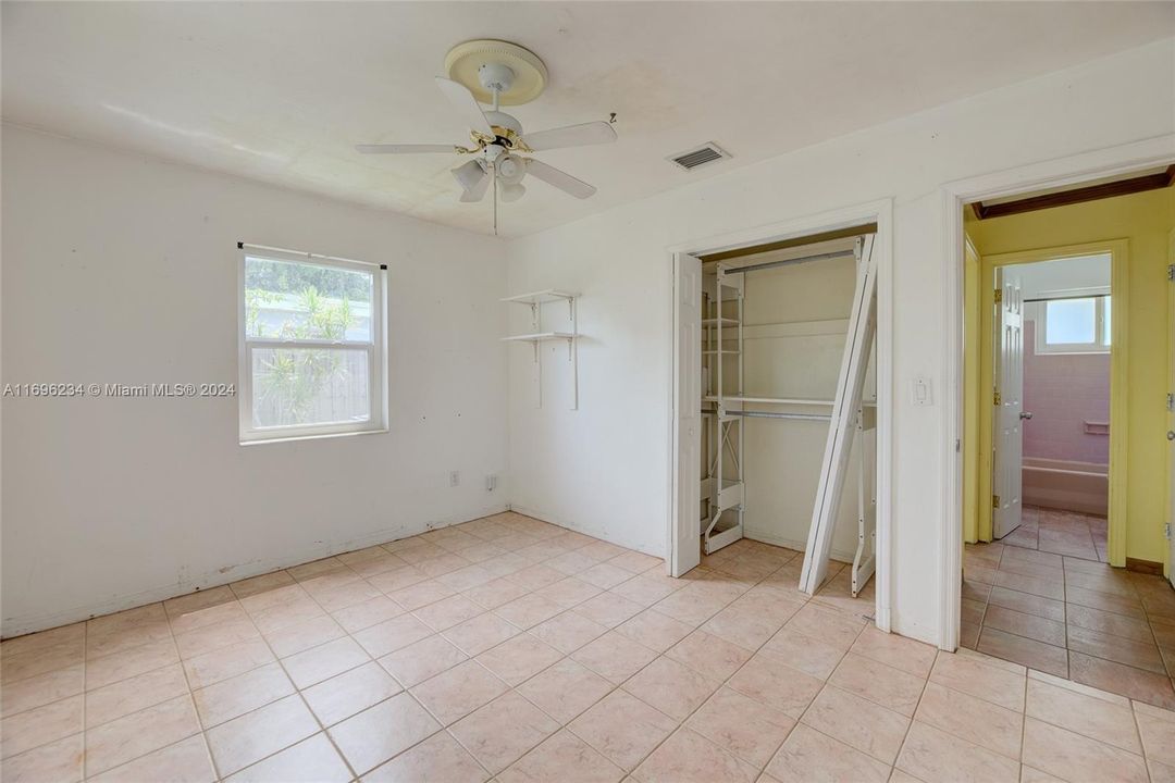 For Sale: $440,000 (3 beds, 2 baths, 1232 Square Feet)