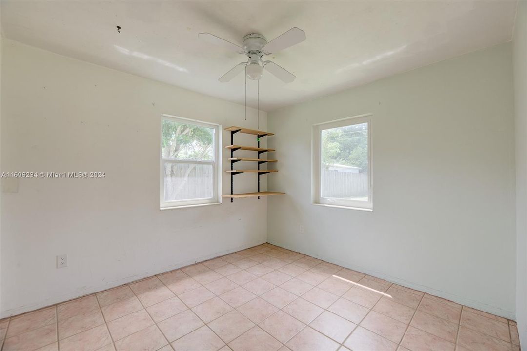 For Sale: $440,000 (3 beds, 2 baths, 1232 Square Feet)