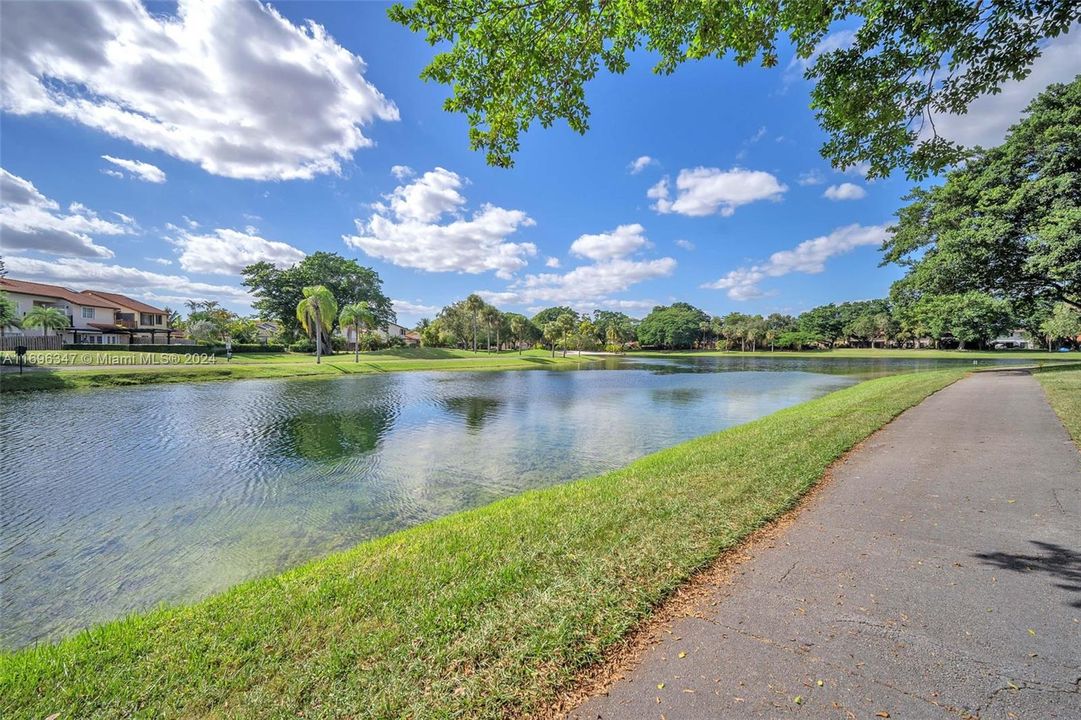 For Sale: $599,000 (3 beds, 2 baths, 1497 Square Feet)