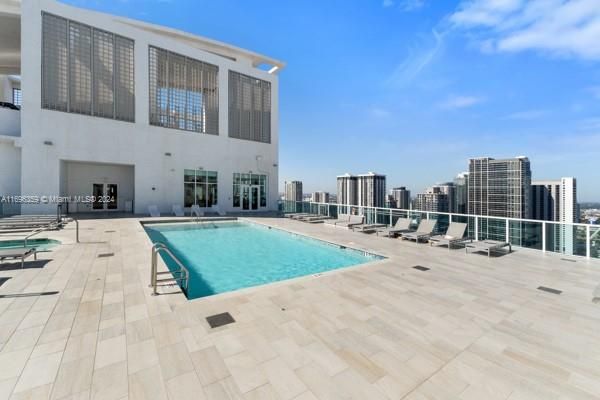 ROOF TOP POOL