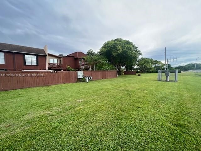 For Sale: $470,000 (2 beds, 2 baths, 1340 Square Feet)