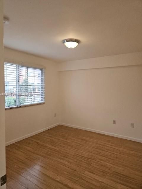 For Rent: $2,550 (2 beds, 2 baths, 1054 Square Feet)