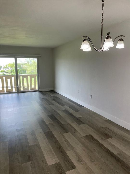 For Rent: $2,400 (2 beds, 2 baths, 1020 Square Feet)