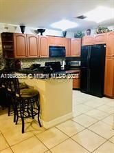 For Rent: $2,400 (2 beds, 2 baths, 1265 Square Feet)