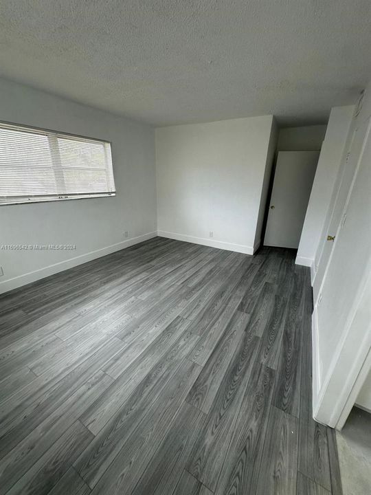 For Rent: $2,290 (2 beds, 2 baths, 960 Square Feet)