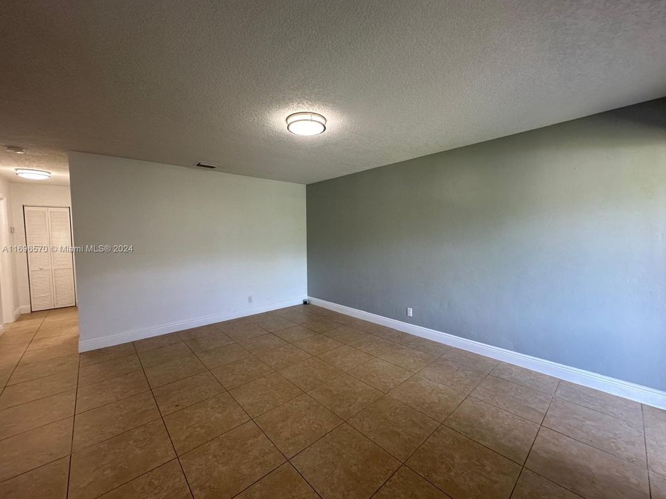 For Rent: $1,650 (1 beds, 1 baths, 0 Square Feet)