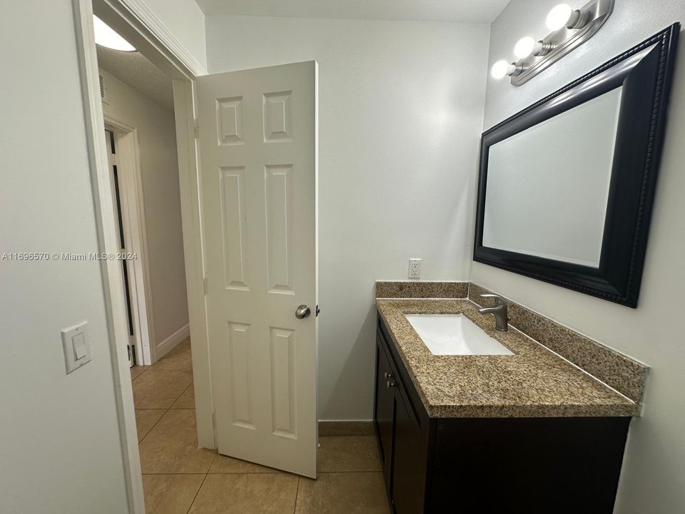 For Rent: $1,650 (1 beds, 1 baths, 0 Square Feet)