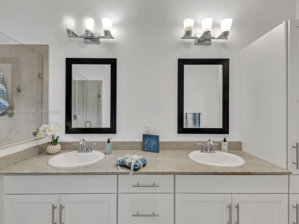 Master Bathroom Double sinks and ample shower