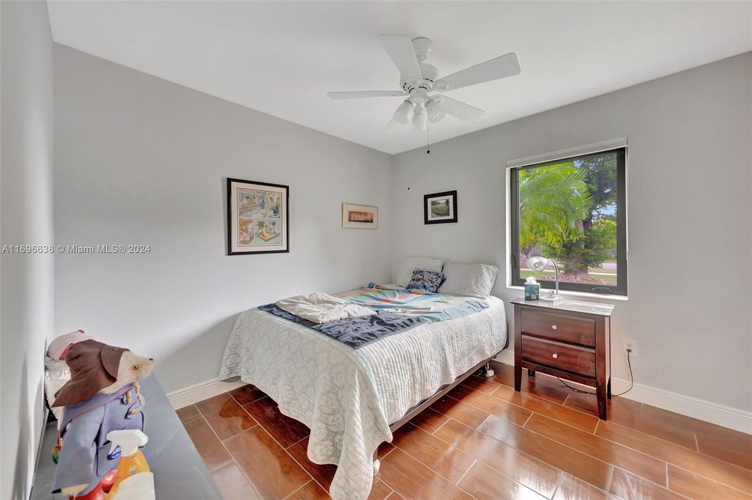 Active With Contract: $685,000 (3 beds, 2 baths, 1612 Square Feet)