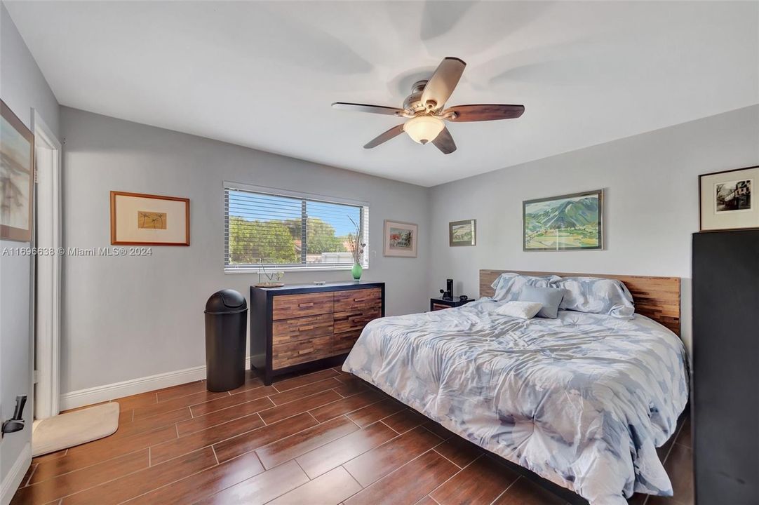 Active With Contract: $685,000 (3 beds, 2 baths, 1612 Square Feet)