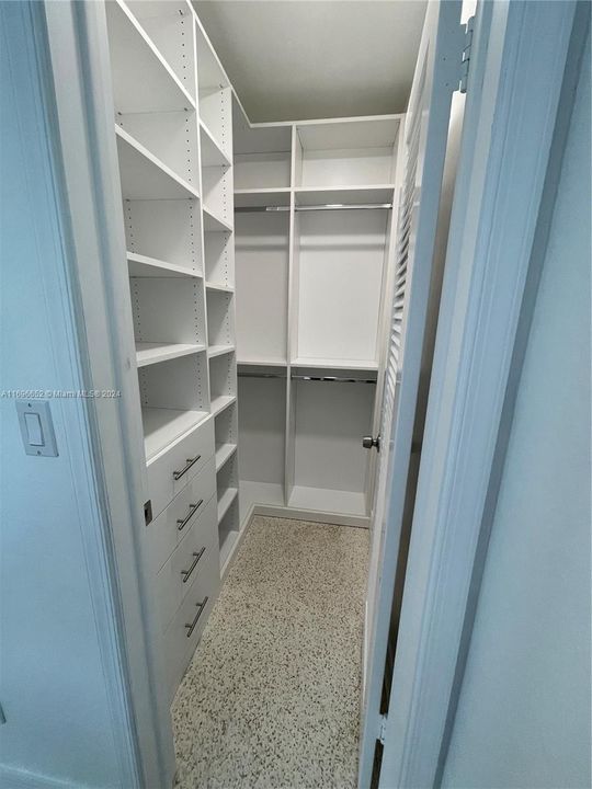 2nd Bed closet