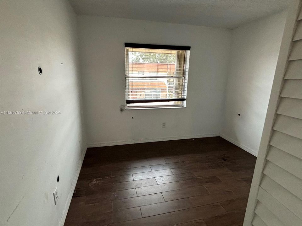 For Rent: $2,800 (3 beds, 2 baths, 1680 Square Feet)