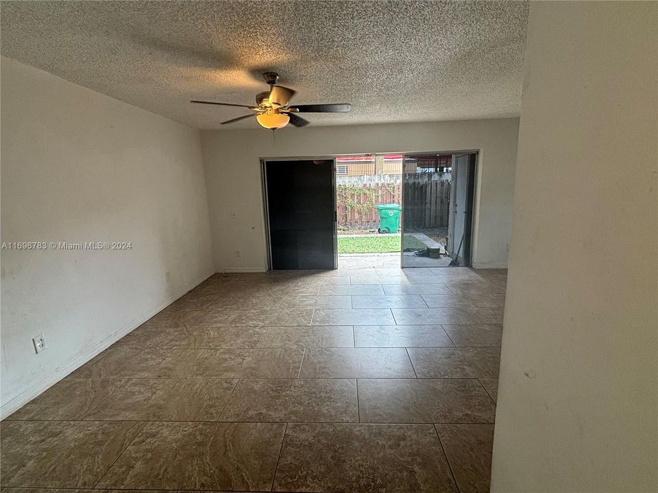 For Rent: $2,800 (3 beds, 2 baths, 1680 Square Feet)