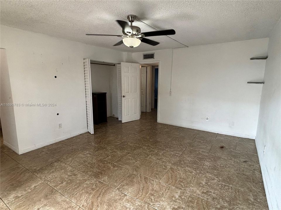 For Rent: $2,800 (3 beds, 2 baths, 1680 Square Feet)