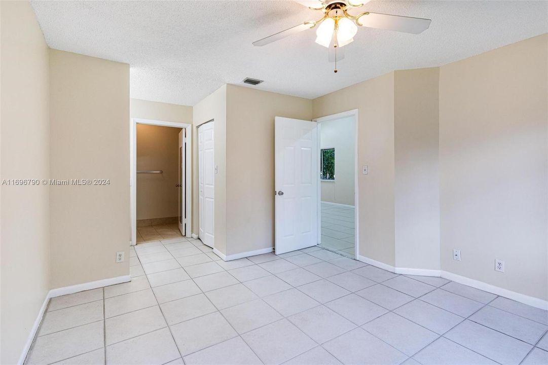 For Rent: $2,500 (2 beds, 2 baths, 1224 Square Feet)