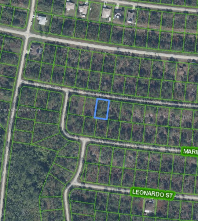 En Venta: $19,900 (0.23 acres)