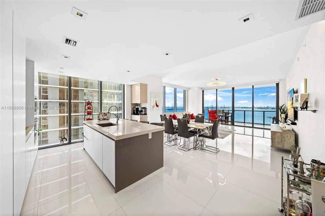 For Sale: $3,400,000 (3 beds, 4 baths, 2743 Square Feet)