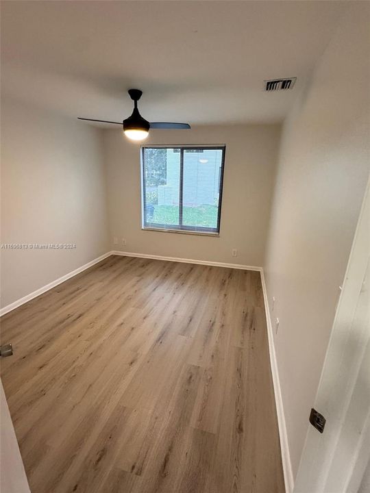 For Rent: $2,850 (3 beds, 2 baths, 1394 Square Feet)