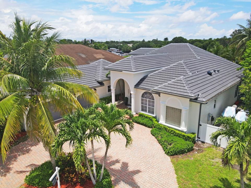 New roof 2024, circular driveway