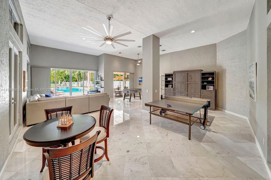 Game-Recreation Room with Murphy Bed