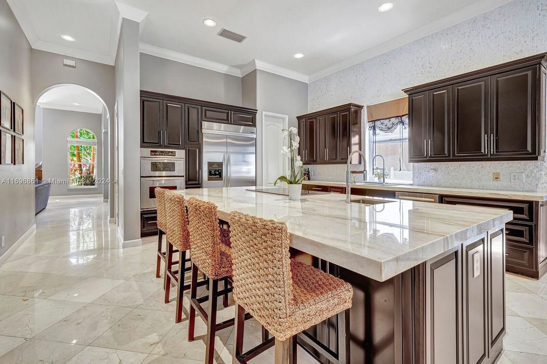 Kitchen Island with counter stool seating