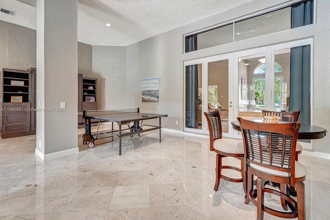 Game-Recreation Room with Murphy Bed