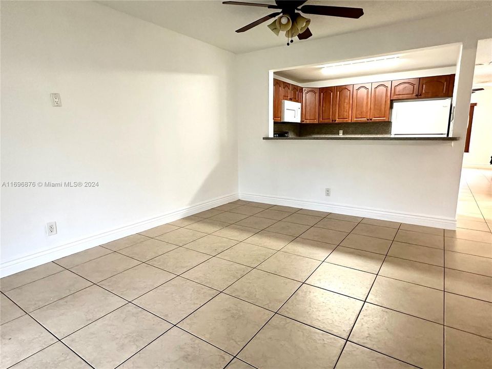 For Sale: $179,900 (2 beds, 2 baths, 1108 Square Feet)