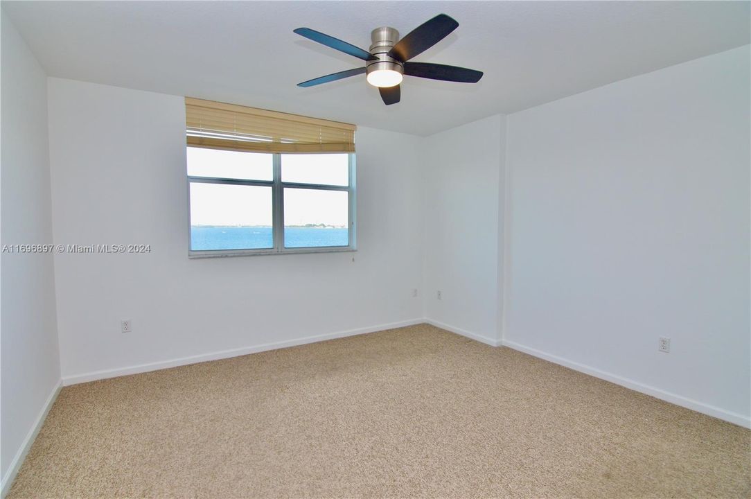 For Rent: $3,200 (2 beds, 2 baths, 1109 Square Feet)