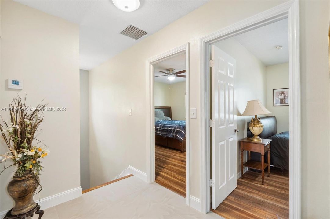 For Sale: $395,000 (3 beds, 2 baths, 1676 Square Feet)