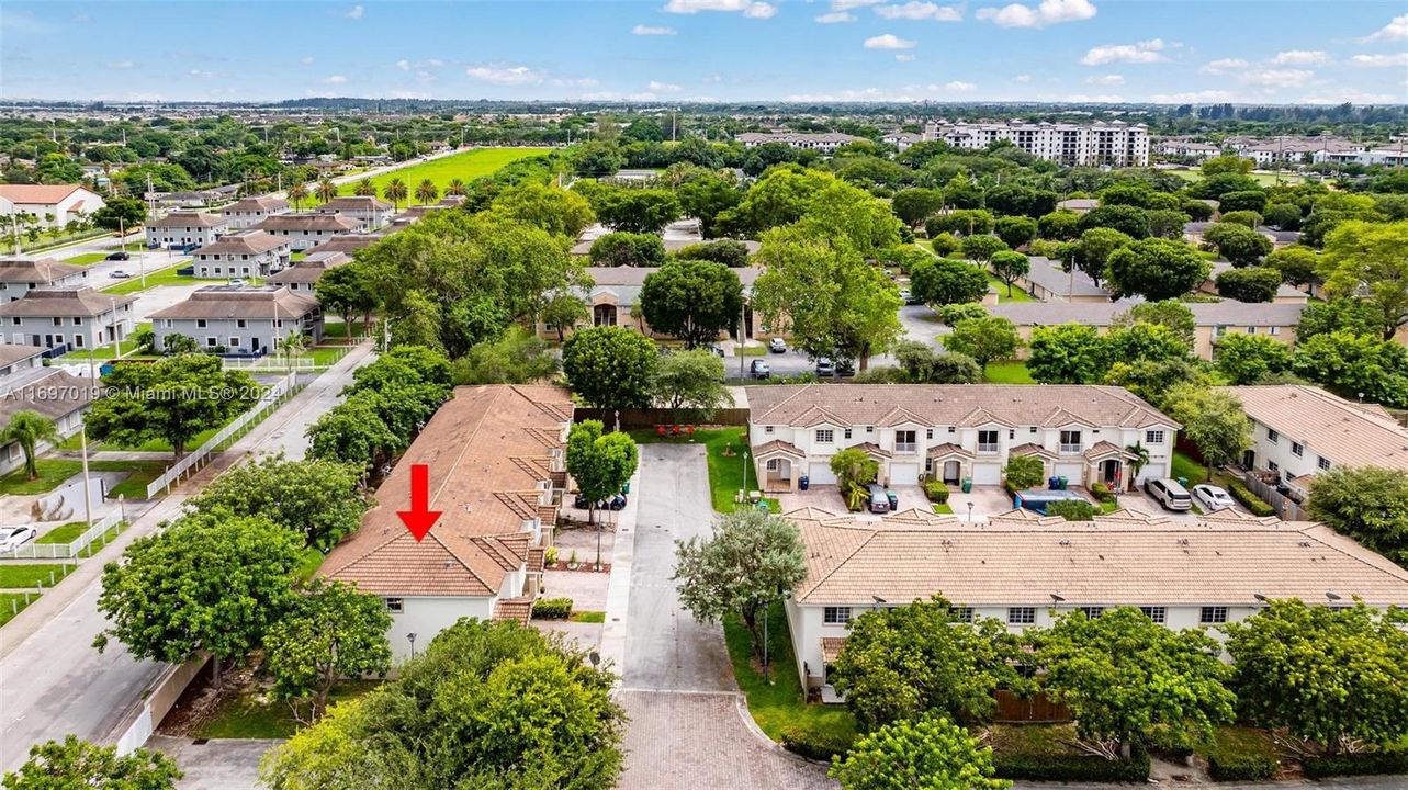 For Sale: $395,000 (3 beds, 2 baths, 1676 Square Feet)