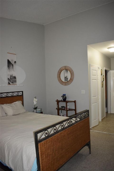 For Rent: $2,200 (2 beds, 2 baths, 1258 Square Feet)