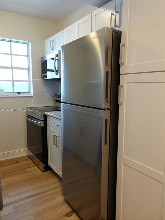 For Rent: $2,200 (1 beds, 1 baths, 446 Square Feet)