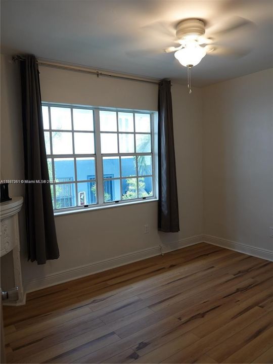 For Rent: $2,200 (1 beds, 1 baths, 446 Square Feet)