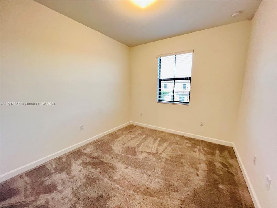 For Rent: $2,650 (3 beds, 2 baths, 1548 Square Feet)