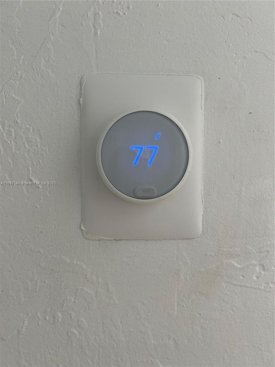 Recently Sold: $490,000 (2 beds, 1 baths, 1187 Square Feet)