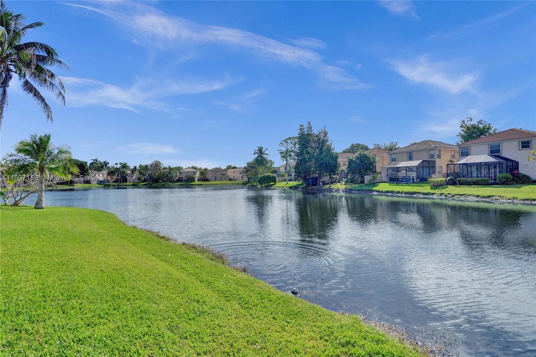 For Sale: $580,000 (3 beds, 2 baths, 1484 Square Feet)