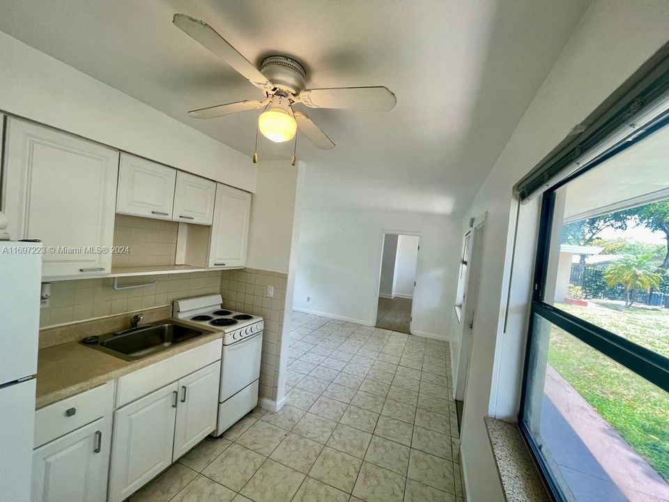 For Rent: $1,850 (1 beds, 1 baths, 0 Square Feet)