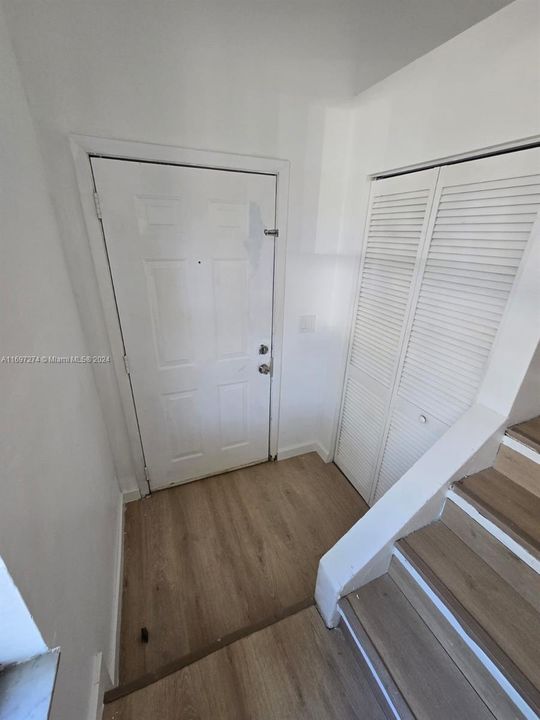 For Rent: $2,300 (2 beds, 2 baths, 1290 Square Feet)